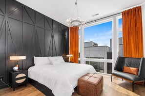 3 soverom, strykejern/-brett, wi-fi og sengetøy