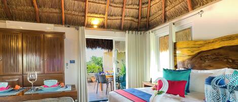 مكواة/لوح كي وواي فاي مجانًا وملاءات أسرّة