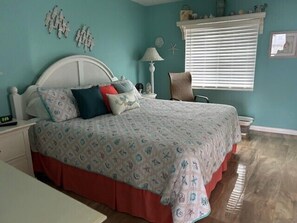 1 soverom, strykejern/-brett, wi-fi (inkludert) og sengetøy