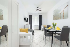 Iron/ironing board, WiFi, bed sheets - Comfortable Studio with Balcony | Outdoor Parking (Kołobrzeg)