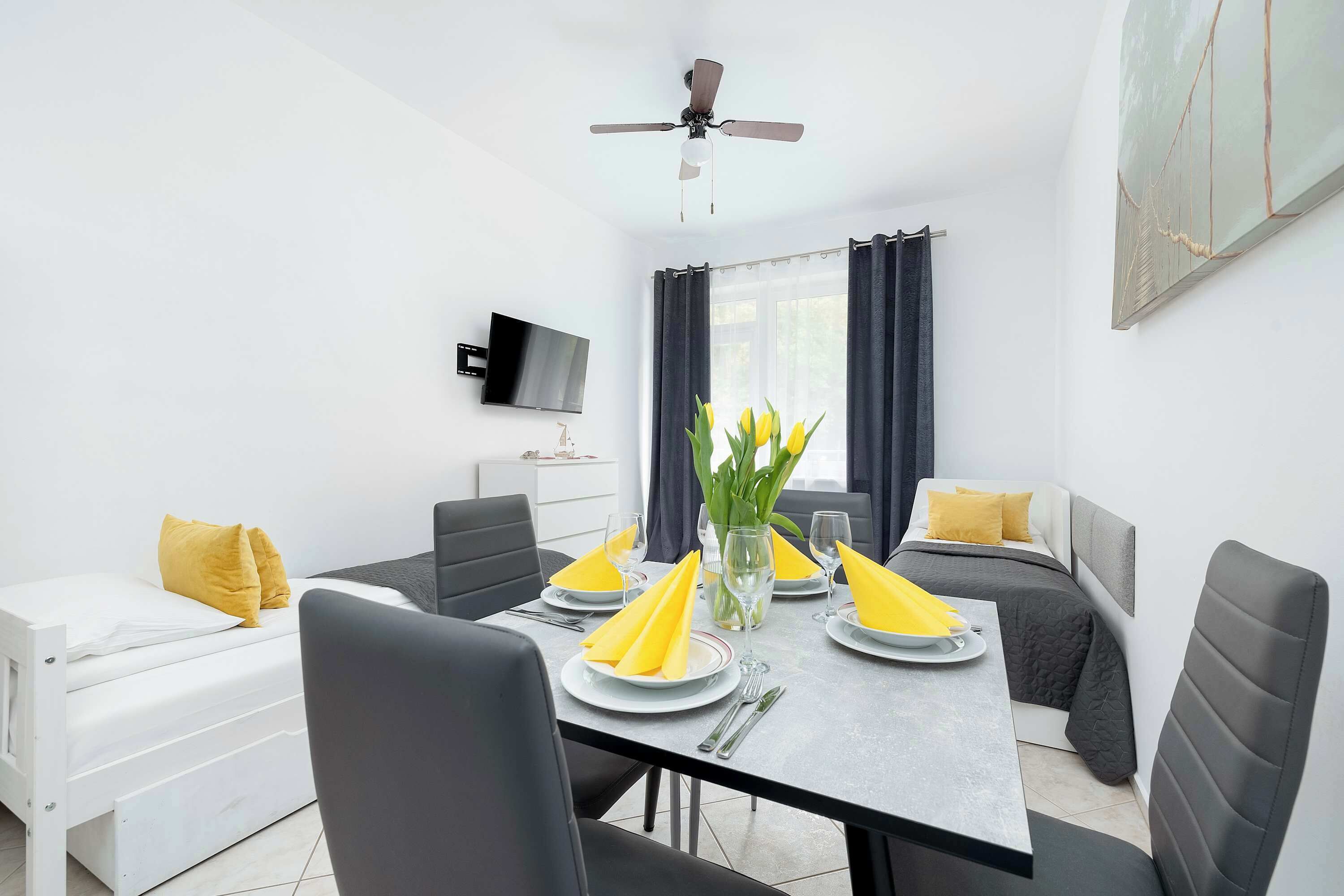 Bügeleisen/Bügelbrett, WLAN, Bettwäsche