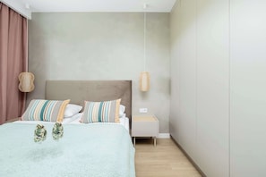 1 bedroom, iron/ironing board, WiFi, bed sheets