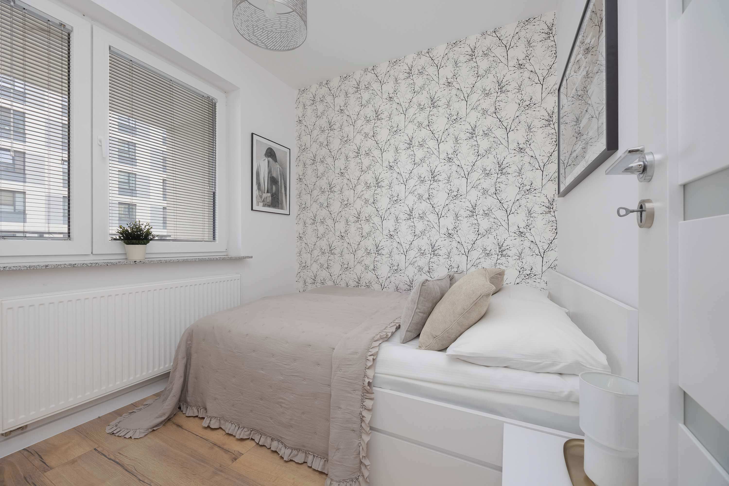 1 bedroom, iron/ironing board, travel crib, WiFi