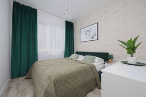 Desk, iron/ironing board, travel crib, WiFi