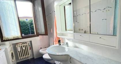 Walking distance from the center cozy apartment with balcony