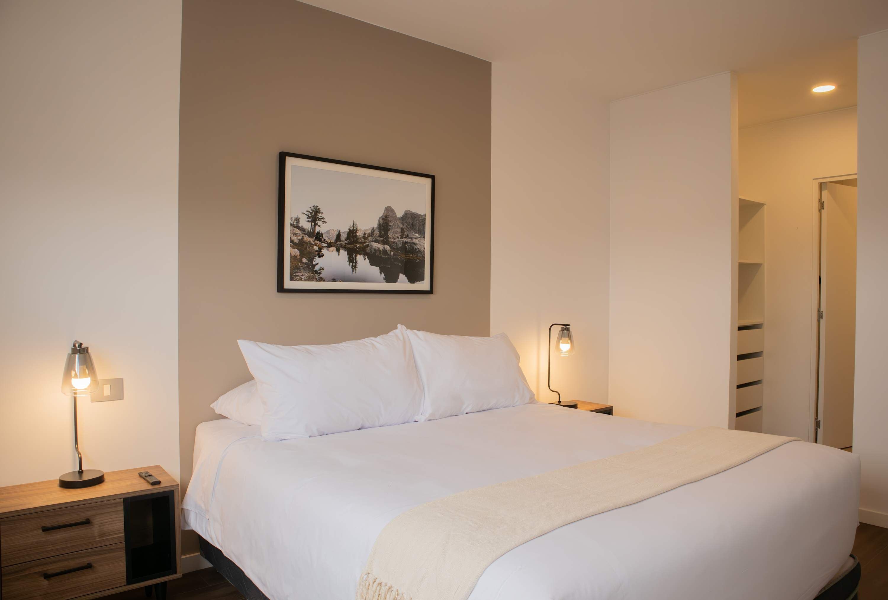 2 bedrooms, Internet