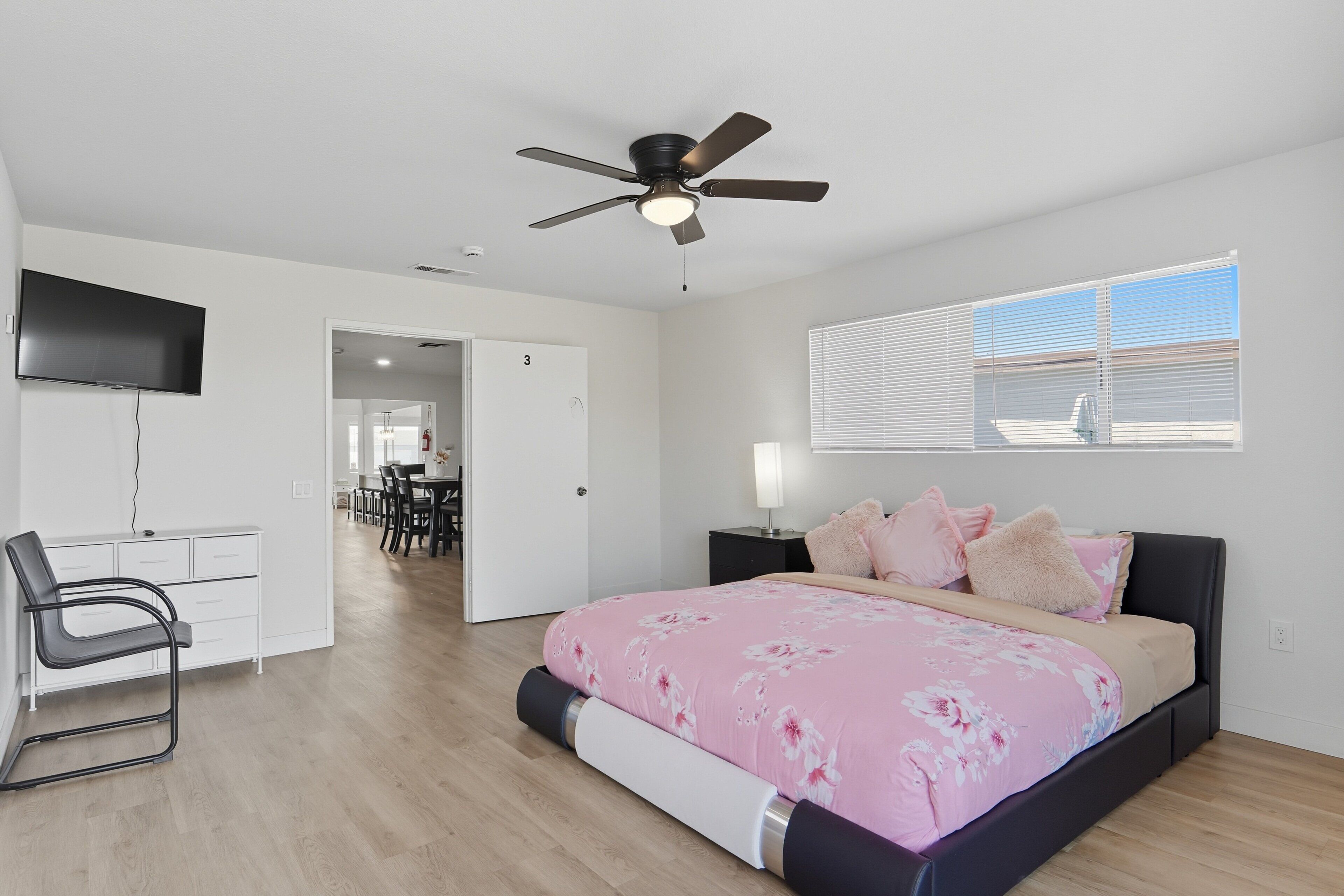 House, 6 Bedrooms | 6 bedrooms, desk, laptop workspace, iron/ironing board