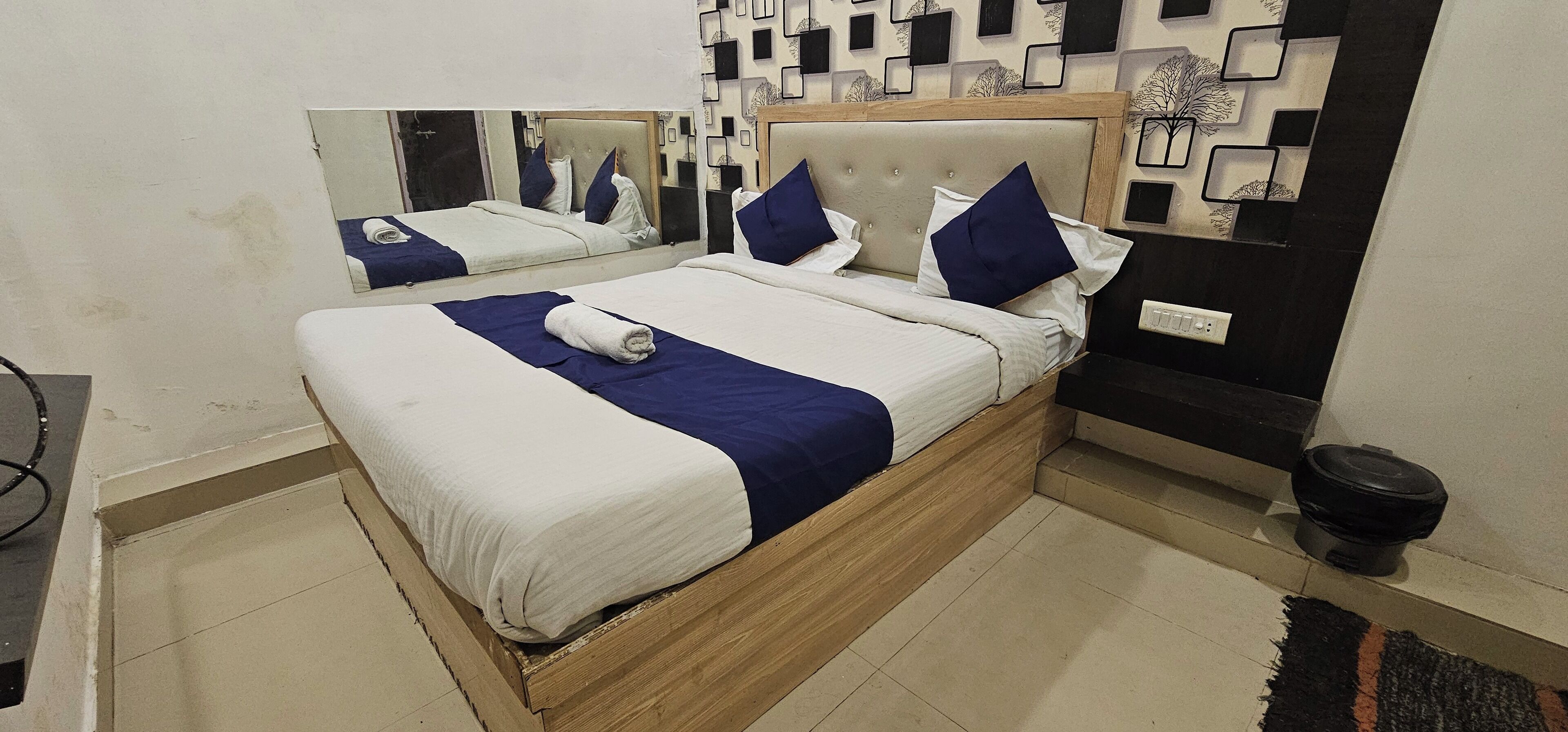 Deluxe Room, City View