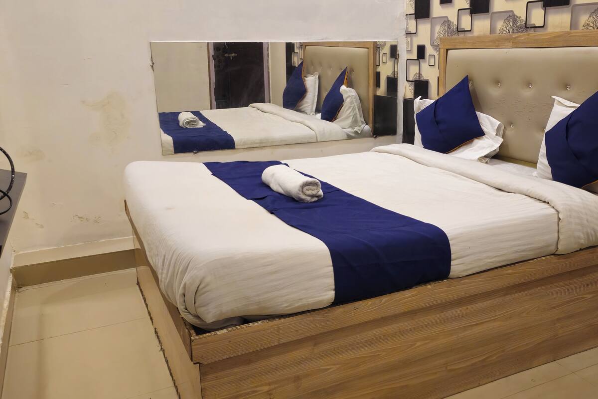 Deluxe Room, City View