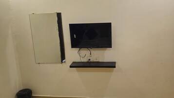 Deluxe Room, City View