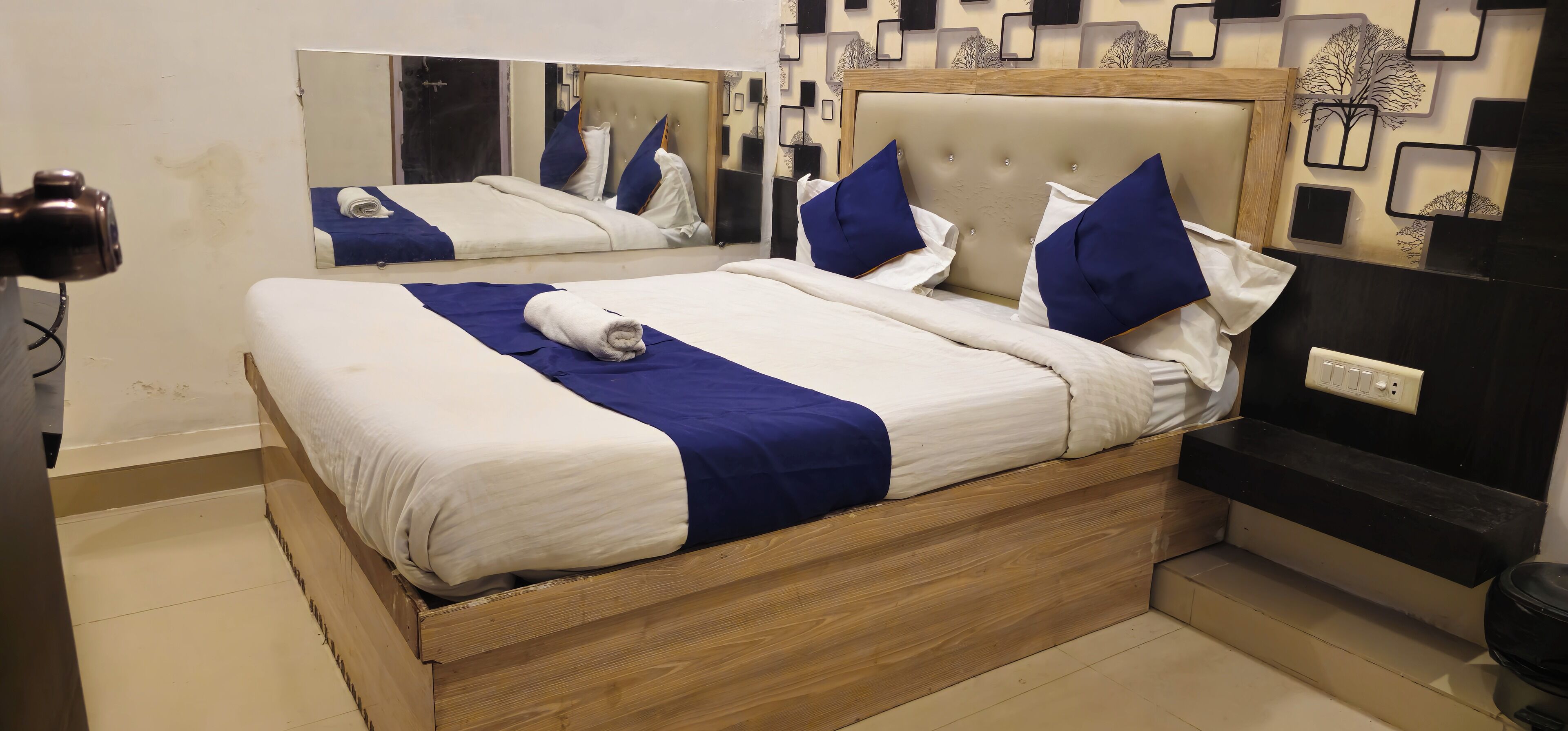 Deluxe Room, City View