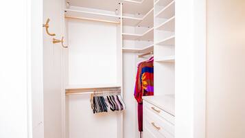 Rumah, 3 kamar tidur | Interior