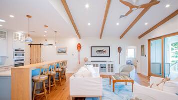 Rumah, 3 kamar tidur | Area keluarga | Smart TV