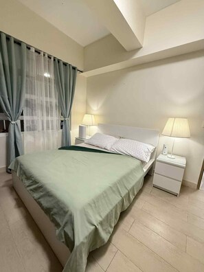 1 Schlafzimmer, Schreibtisch, Bügeleisen/Bügelbrett, WLAN