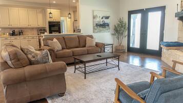 TV, fireplace, offices