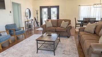 TV, fireplace, offices