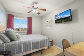 2 bedrooms, WiFi, bed sheets