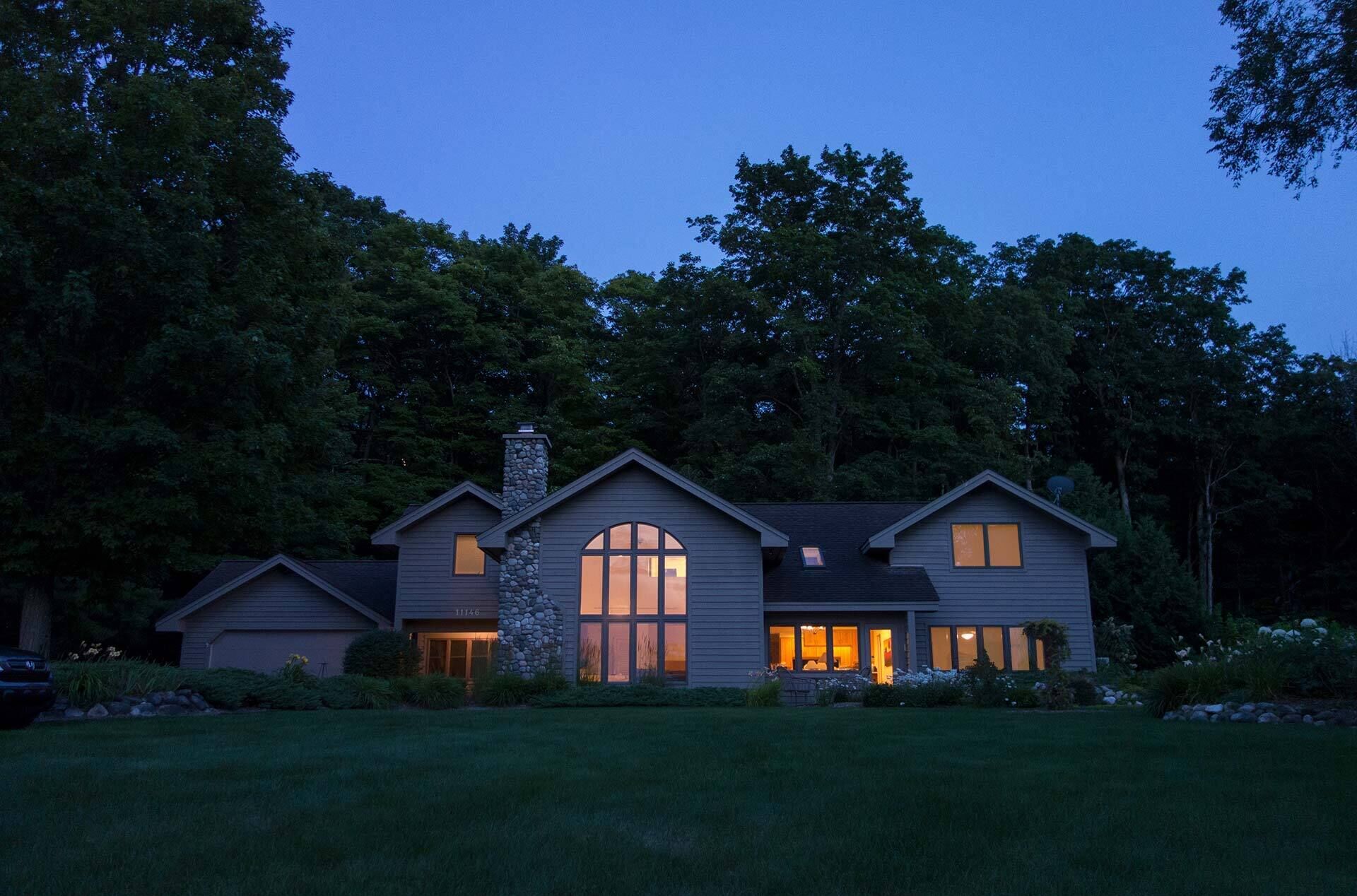 المنشأة من الخارج