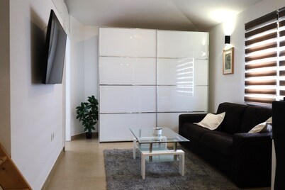 A cosy, little apartment with one bedroom, just outside Umag - Sunny