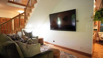 TV, fireplace, offices