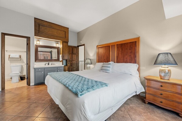 Unclassified image, 1 of 32, button