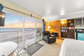 3 habitaciones, tabla de planchar con plancha y wifi gratis 