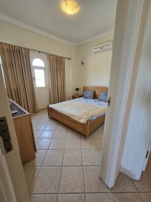 2 Schlafzimmer, Bügeleisen/Bügelbrett, kostenloses WLAN