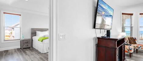 5 bedrooms, free WiFi, bed sheets