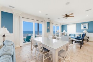 Smart TV, fireplace - Siren's Song - Beach front, Private Pool, Island Luxury! (St. George Island)
