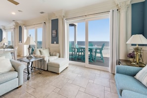 Smart TV, fireplace - Siren's Song - Beach front, Private Pool, Island Luxury! (St. George Island)