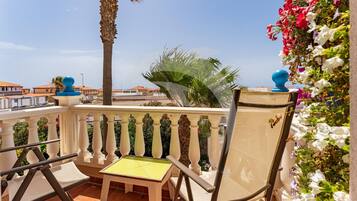 Apartment | Balcony