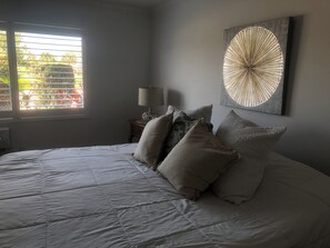 1 bedroom, desk, free WiFi, bed sheets