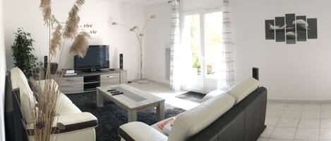 Smart TV, video games, DVD player, stereo