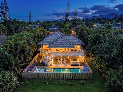 Kauai Ohana Villa • 6 Bedrooms • Pool• Tiki Bar• AC• GYM