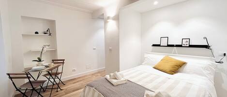 2 Schlafzimmer, Bügeleisen/Bügelbrett, WLAN, Bettwäsche