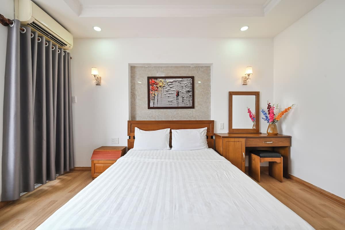 غرفة ديلوكس مزدوجة - منظر للمدينة | مكتب وواي فاي مجانًا وملاءات أسرّة