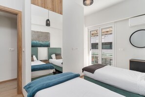 2 habitaciones, tabla de planchar con plancha, wifi y ropa de cama 