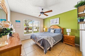 4 quartos, ferros/tábuas de passar roupa, Wi-Fi, roupa de cama