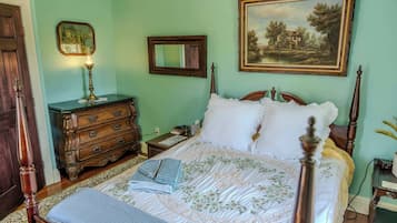 4 Schlafzimmer, Bügeleisen/Bügelbrett, kostenloses WLAN, Bettwäsche