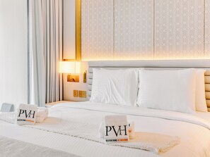 Chambre luxueuse, balcon, vue sur la ville | Coffre-fort, rideaux d’obscurcissement, système d’insonorisation