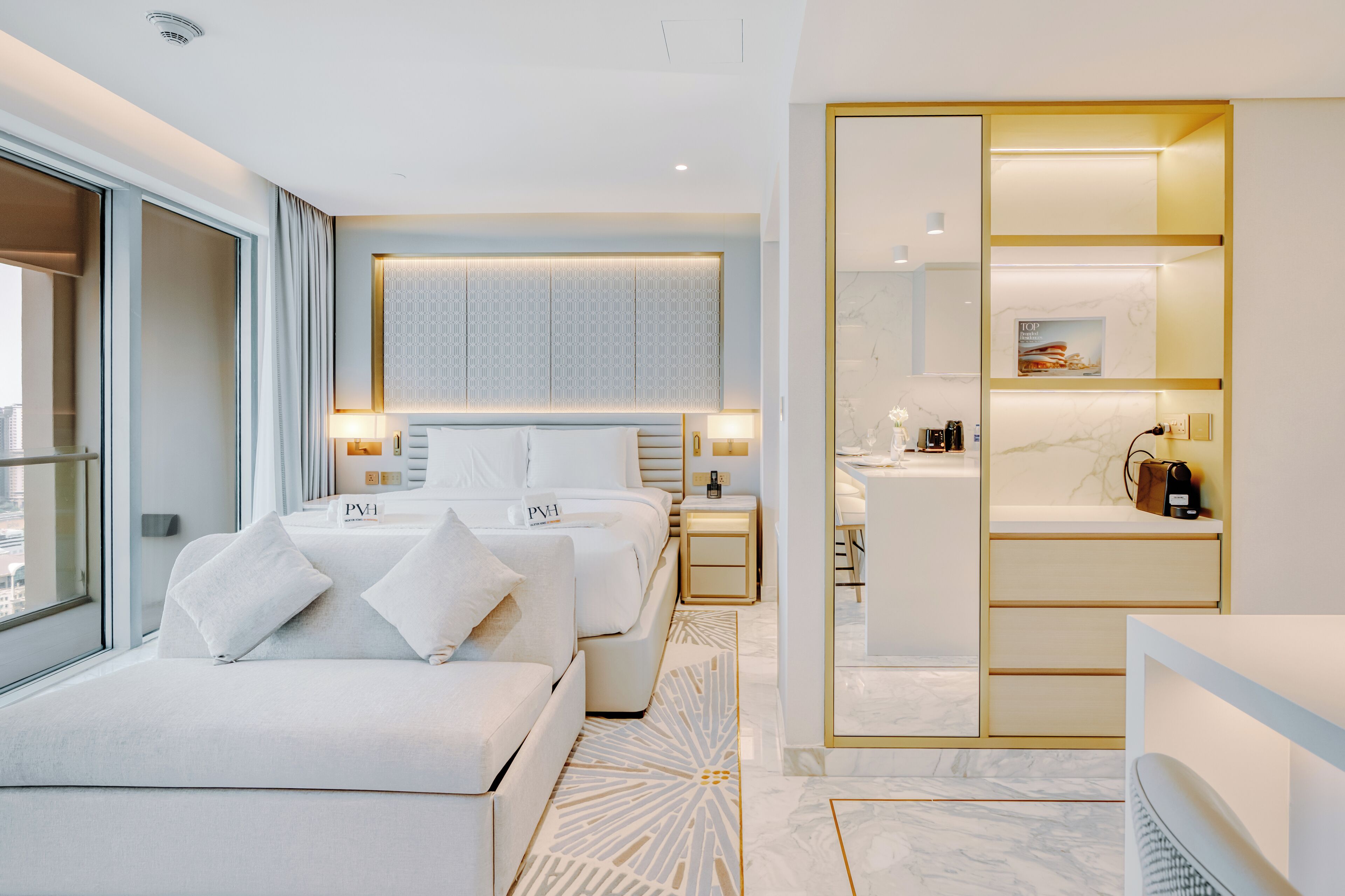 Luxury Studio, Balcony, City View | Living room | 40-inch Smart TV with digital channels