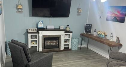 Welcome to your peaceful escape on Long Lake!