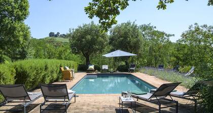 Villa Guaralda 16 by Marche Holiday Villas