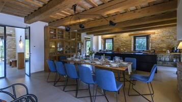 Villa, Smoking | 8 bedrooms