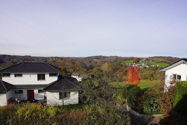 Exterior - near cologne, fully equipped, great view - EVARIS Hilda (Overath)