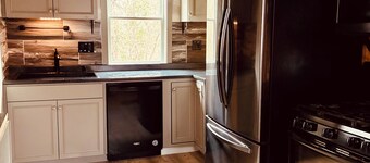 4 BEDROOM, 1 FULL BATH 
FARMHOUSE on 1.3 acres
renovated in 2025.