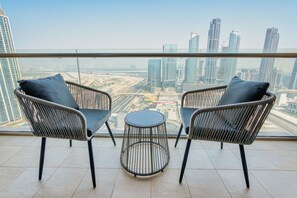 Luksusleilighet, balkong, byutsikt | Balkong