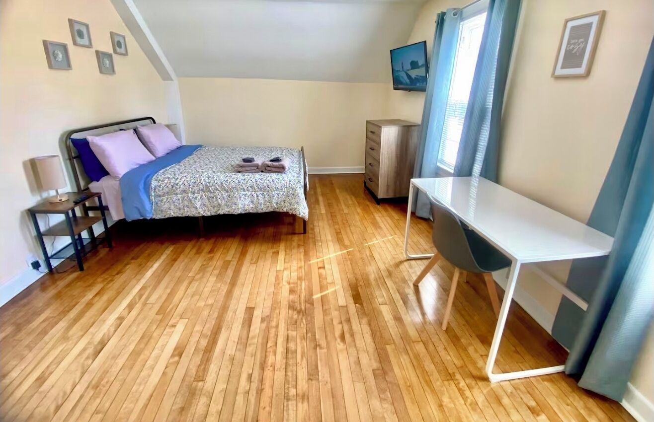 1 bedroom, desk, iron/ironing board, free WiFi