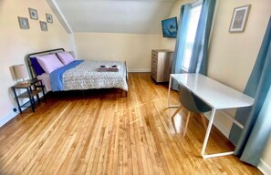 1 habitación, escritorio, tabla de planchar con plancha y wifi gratis