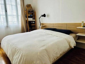1 chambre, fer et planche à repasser, Wi-Fi, draps fournis